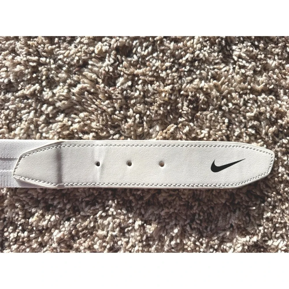 Nike Golf/Baseball Mens Stretch Web Belt White Adjustable Swoosh One Size